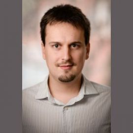 Školiteľ Peter Nemčok