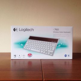 Bezdrôtová solárna klávesnica Logitech k760